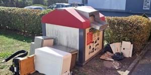 Container